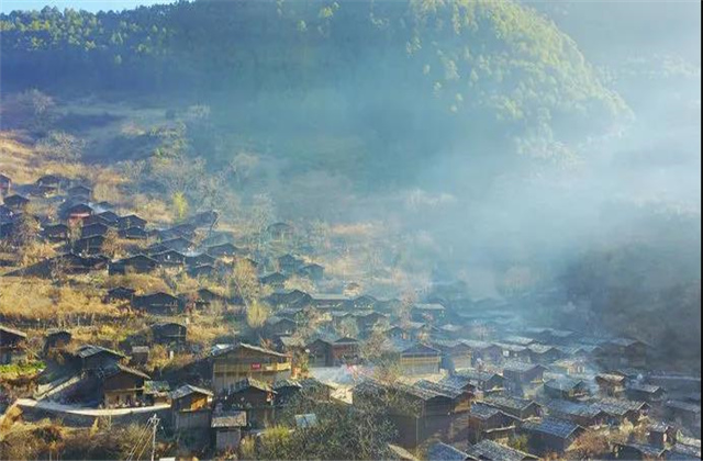 云南這個小村寨，擁有最美的風(fēng)景和最濃郁的風(fēng)情